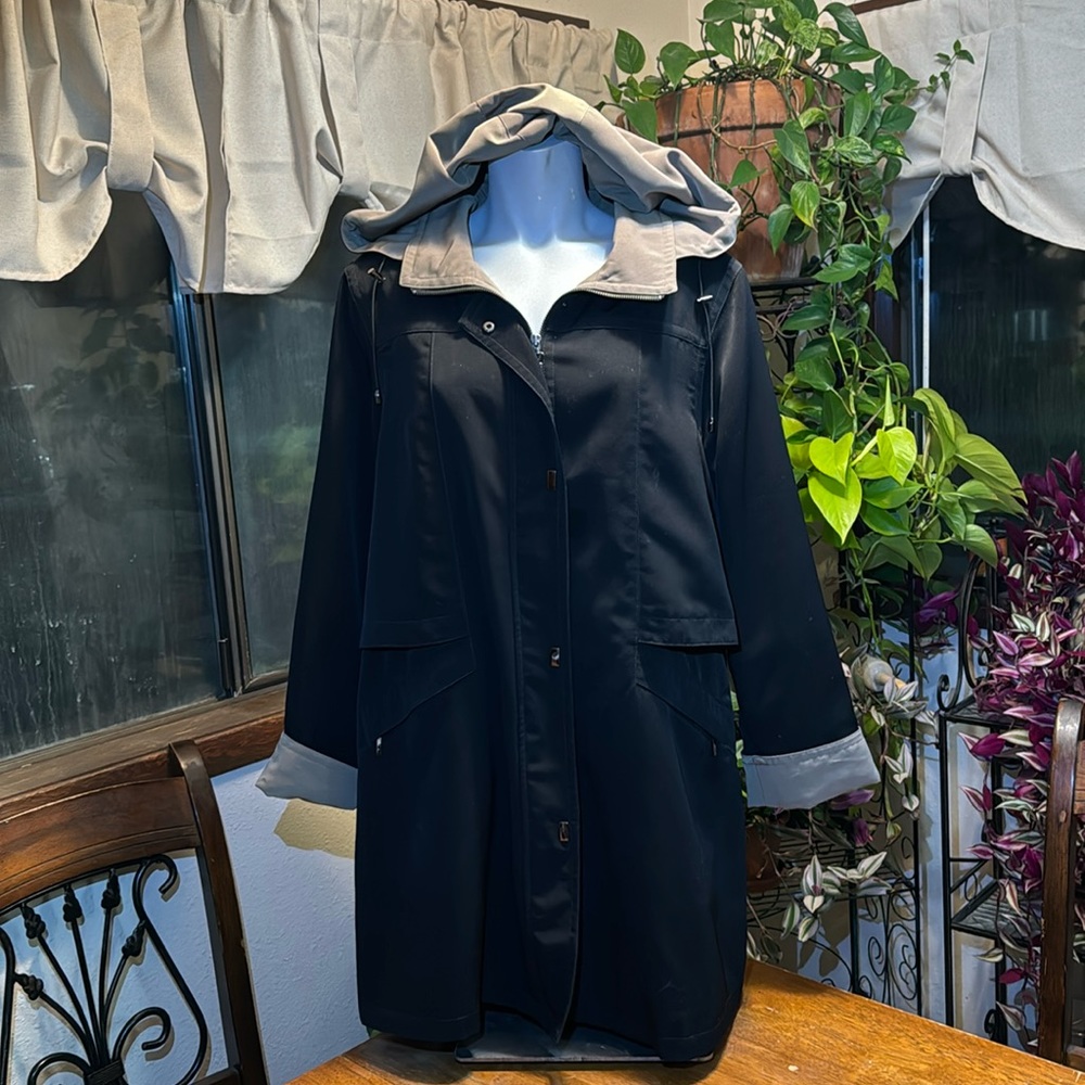 Jones New York Black and Olive Colorblock Zip Swing Hooded Jacket size XL